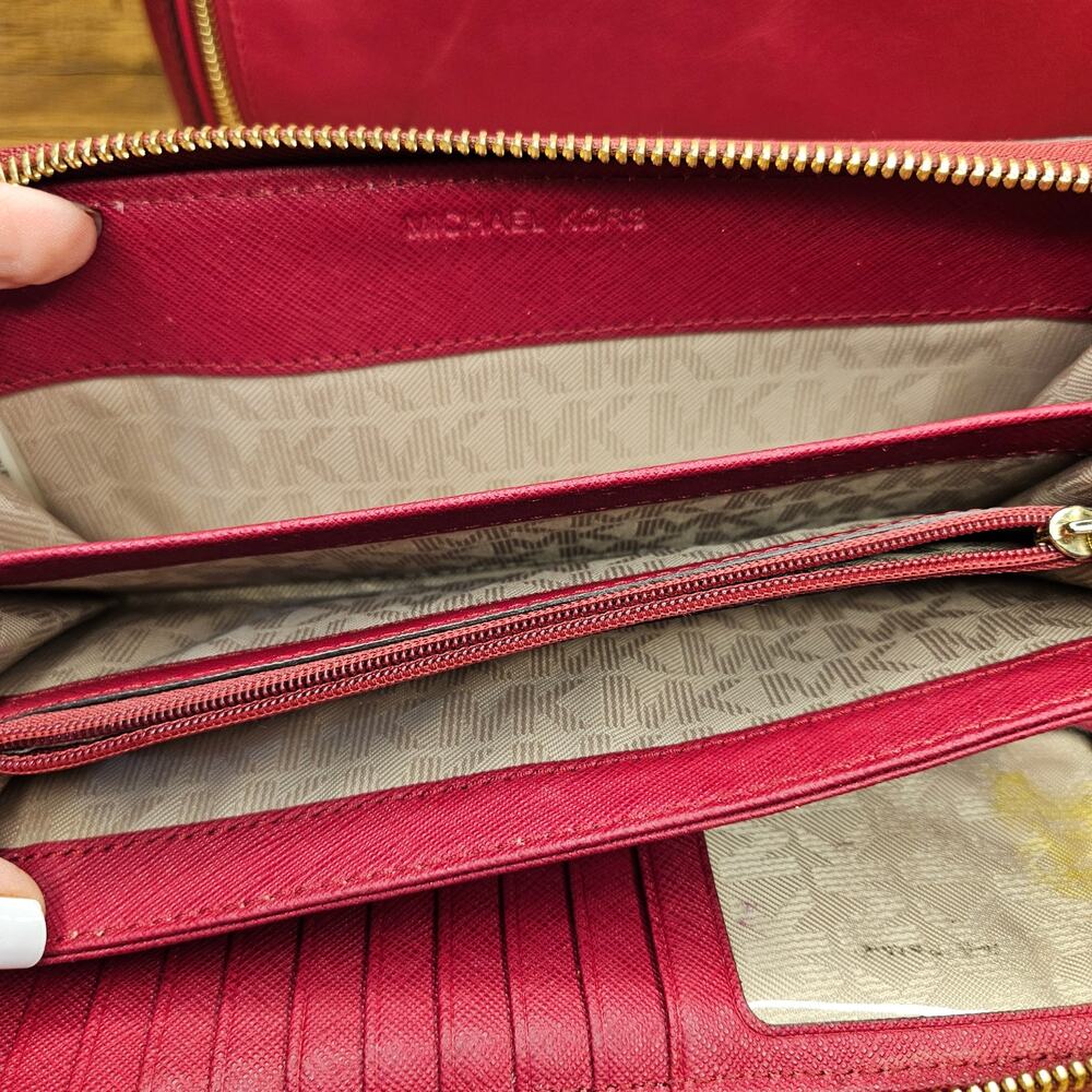 Michael Kors Matilda Red Leather Gold shoulder bag Purse Wristlet Wallet Set - Picture 12 of 12